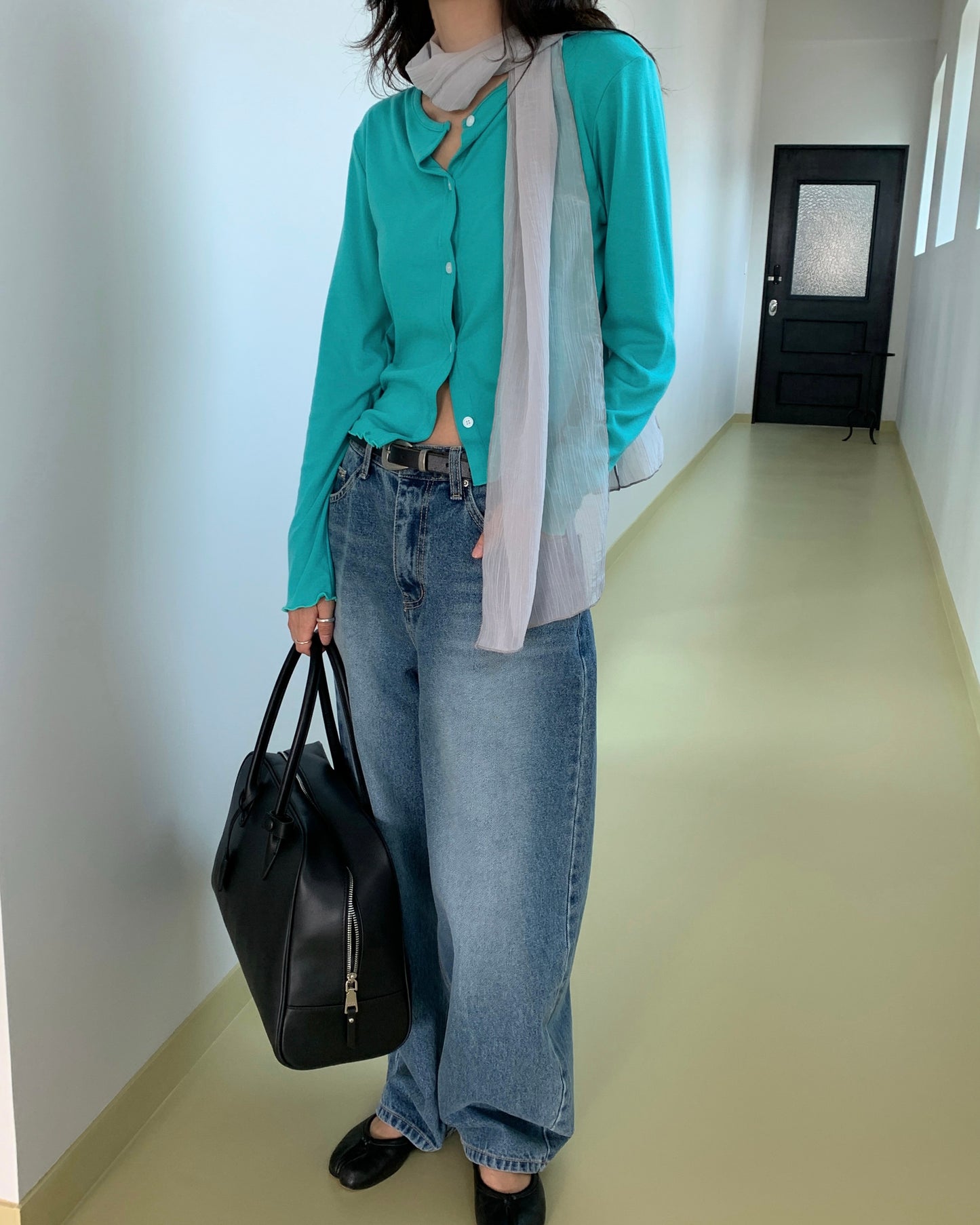 Relaxed Barrel Leg Wide Jeans