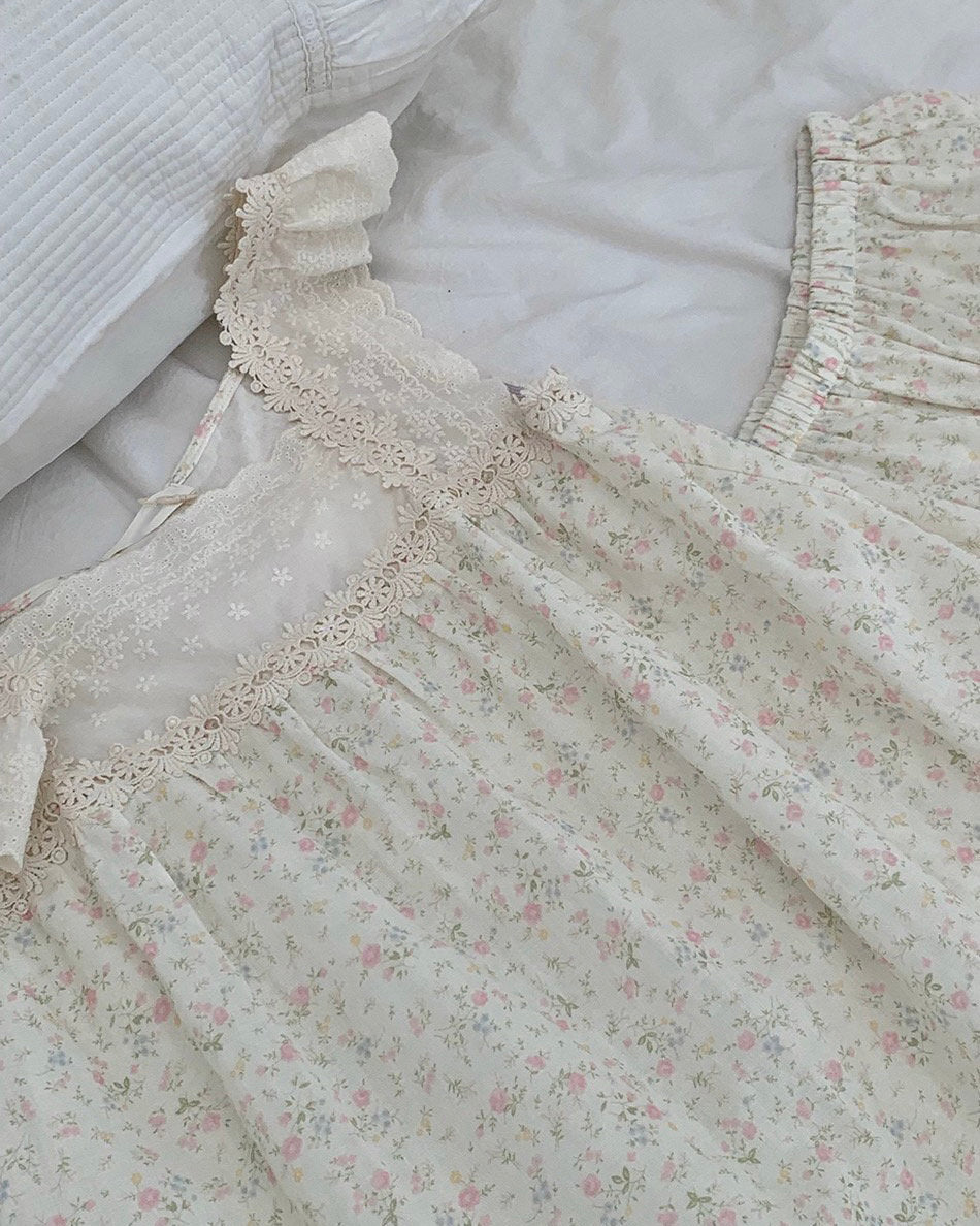 Soft Pink Floral Lace Pajama Set