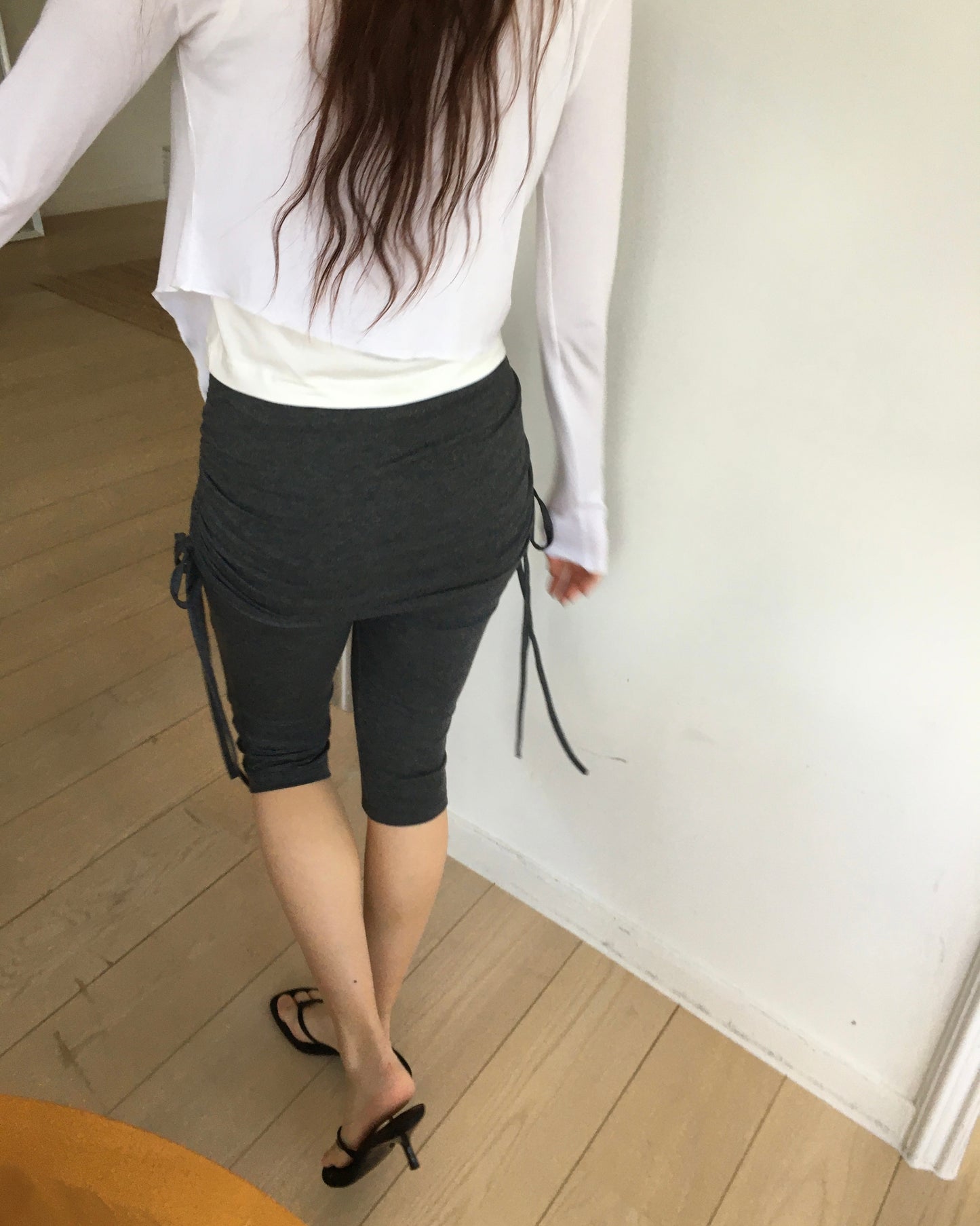 Side Tie Capri Leggings
