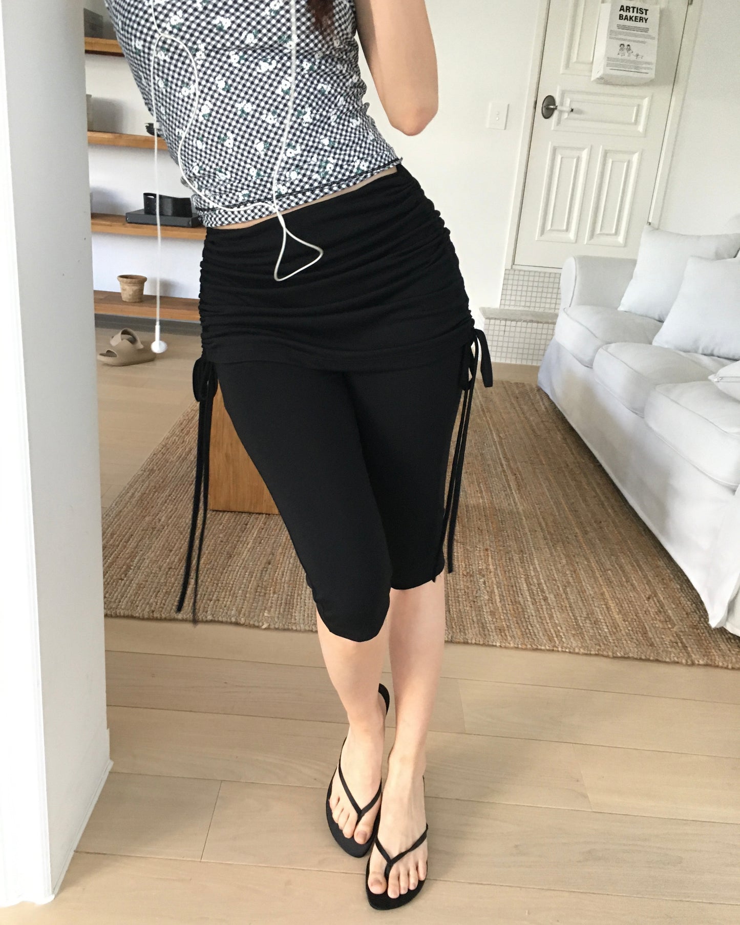 Side Tie Capri Leggings