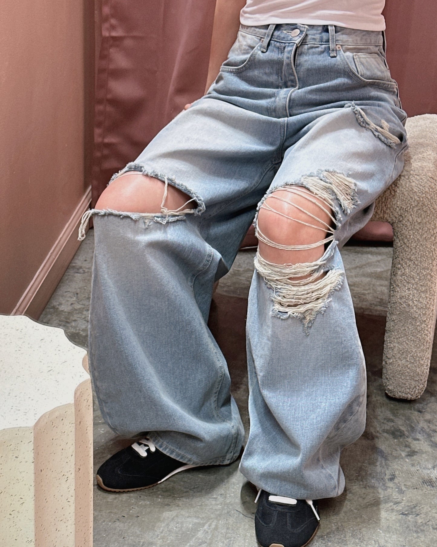 Distressed Wide Barrel Jeans
