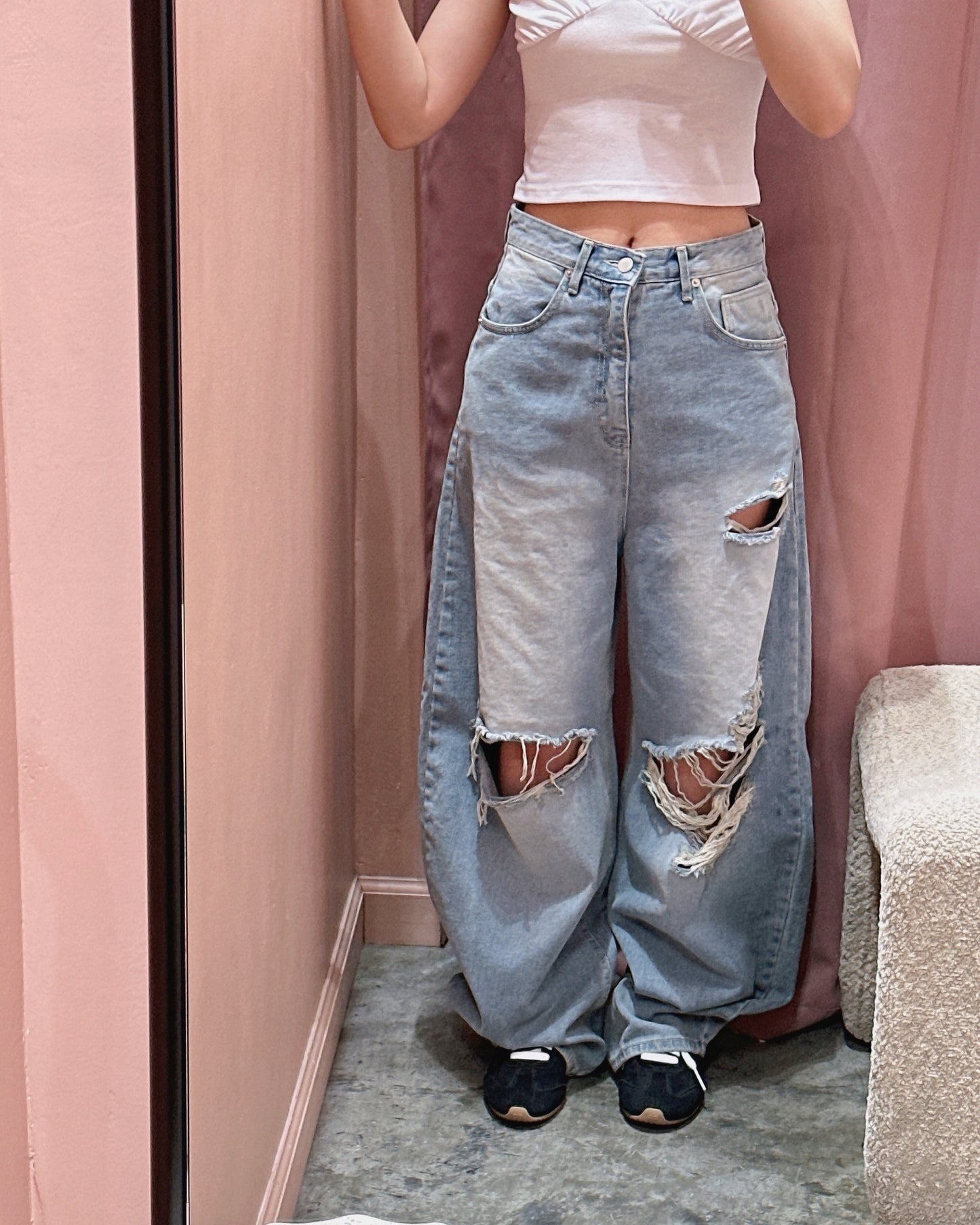 Distressed Wide Barrel Jeans