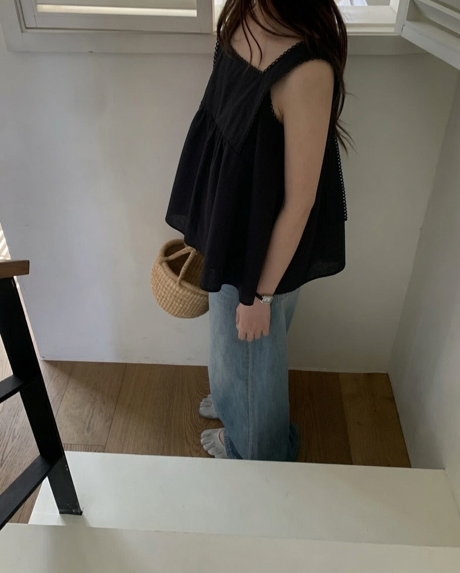 Lace Trim Flare Tank