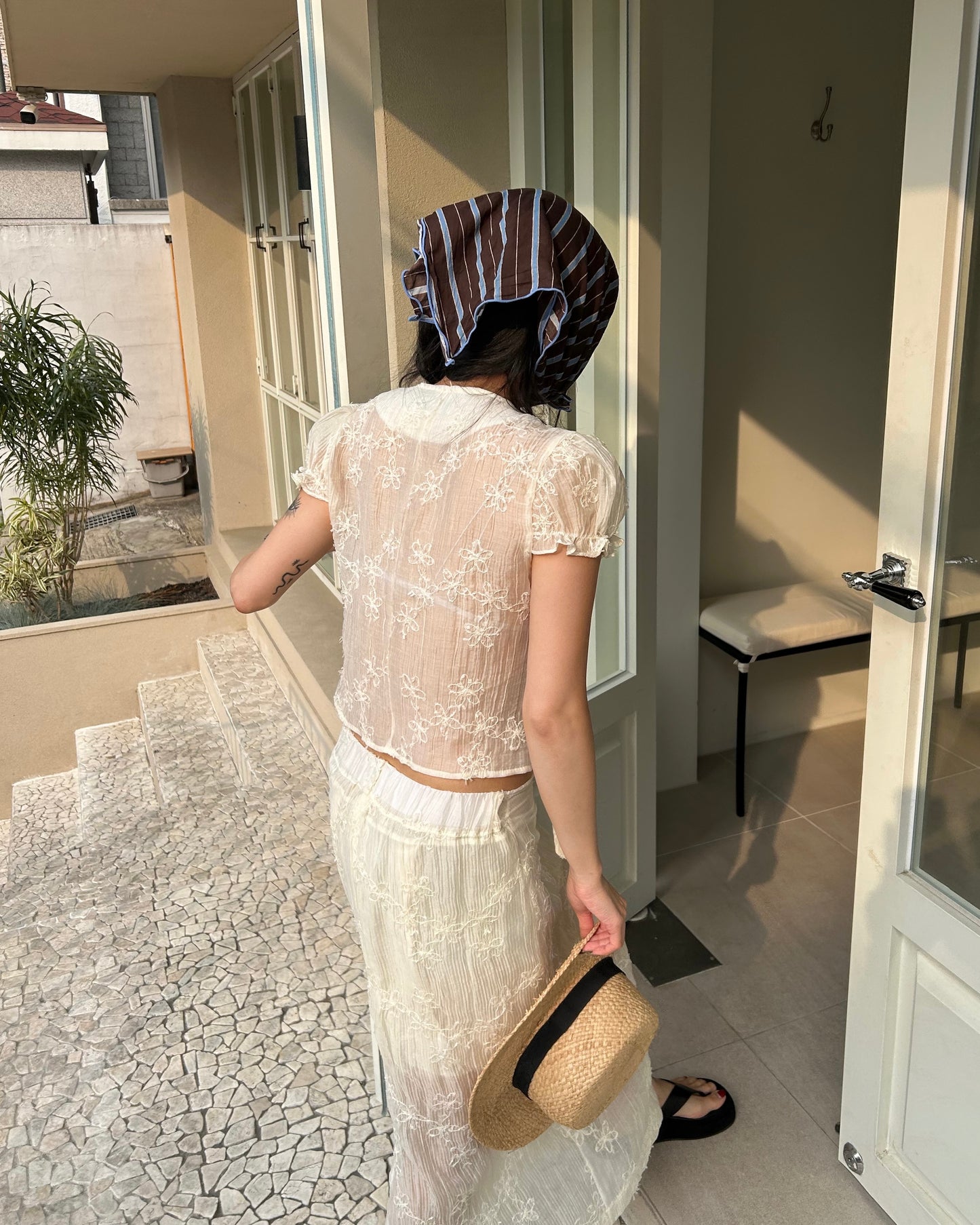 Embroidered Flower Puff Blouse