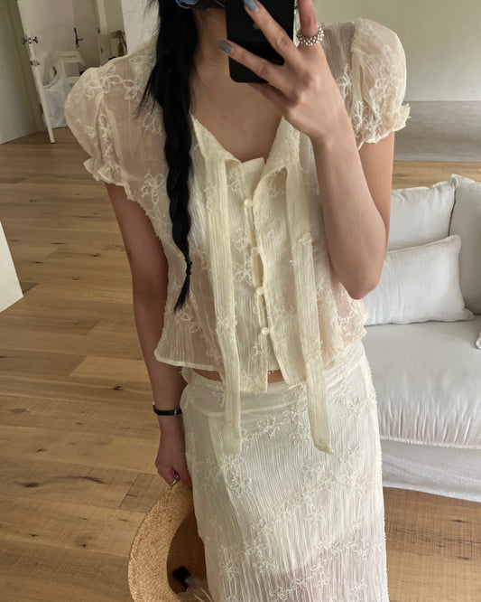 Embroidered Flower Puff Blouse