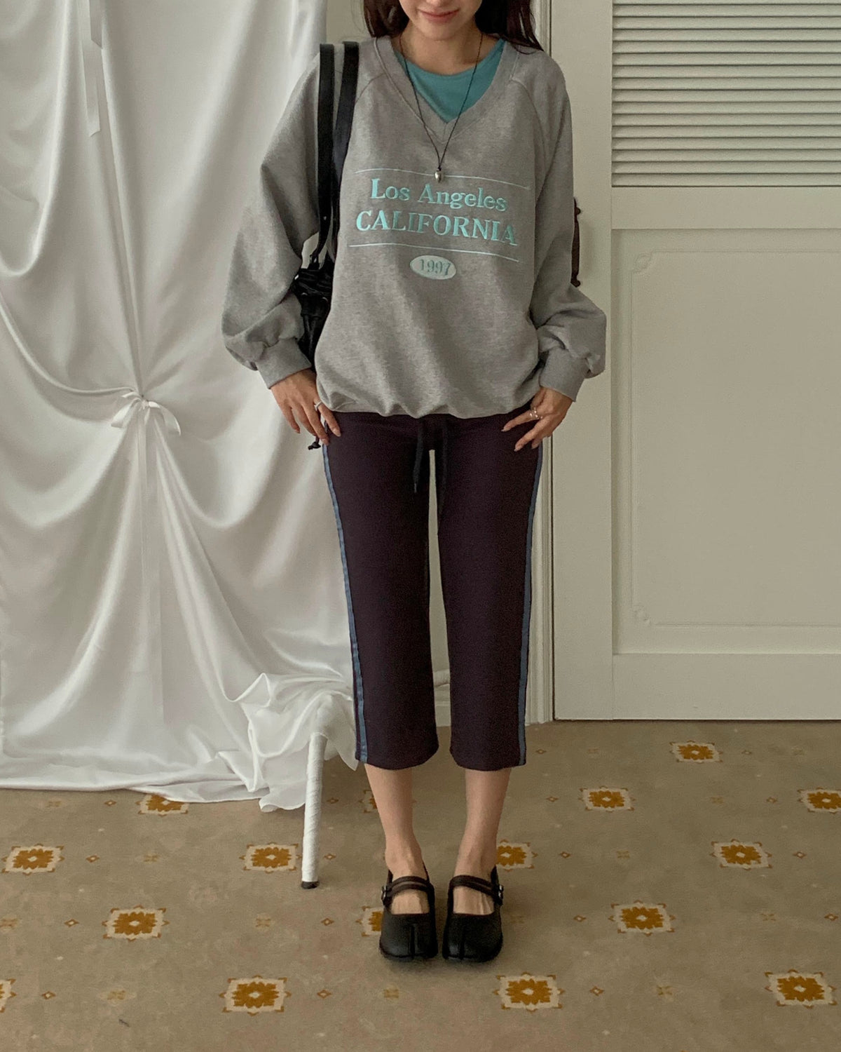 LA 1997 V-Neck Sweatshirt