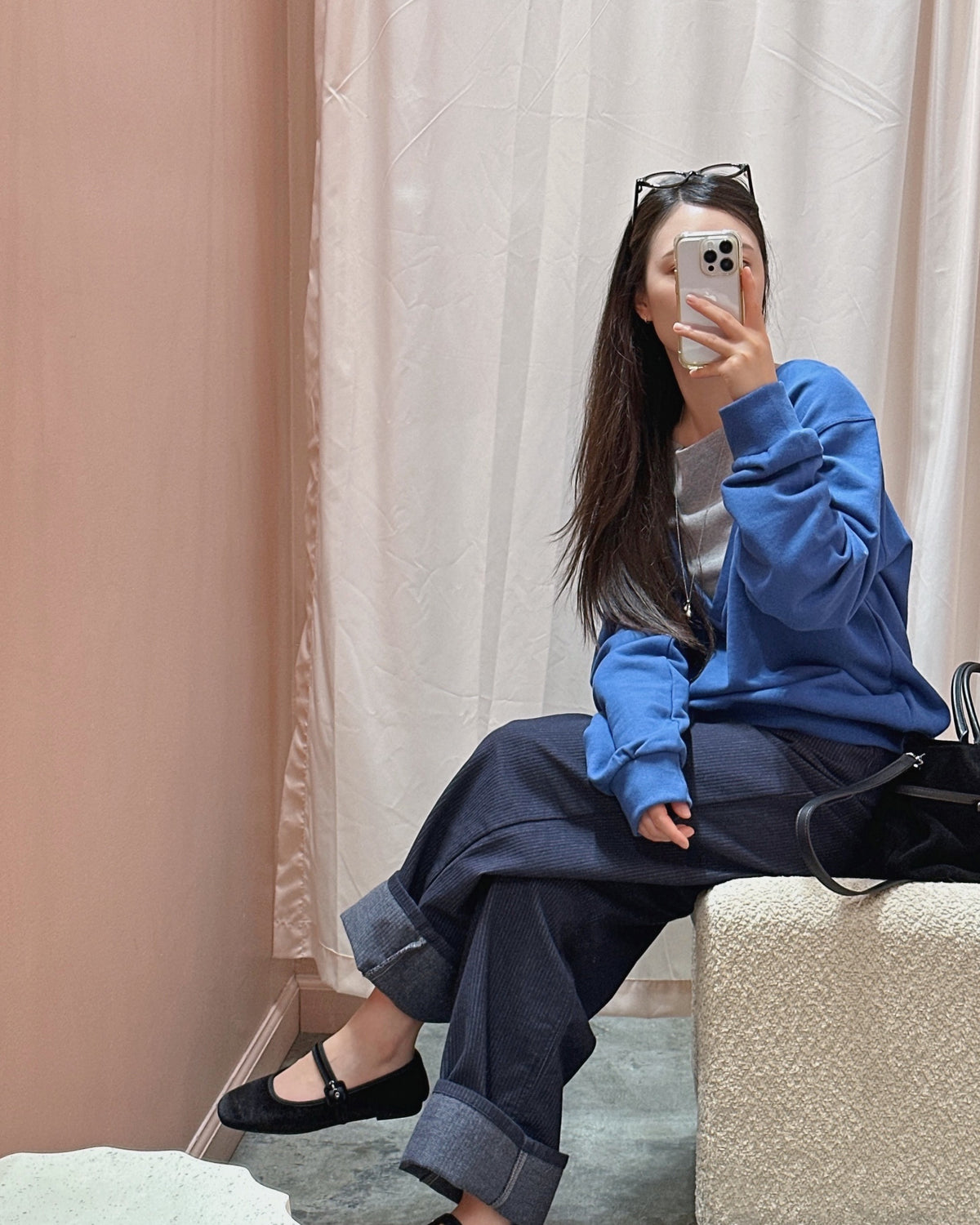 Deep V Pullover
