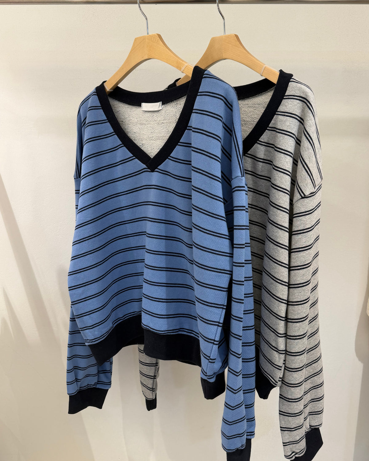 Easy Stripe V Pullover