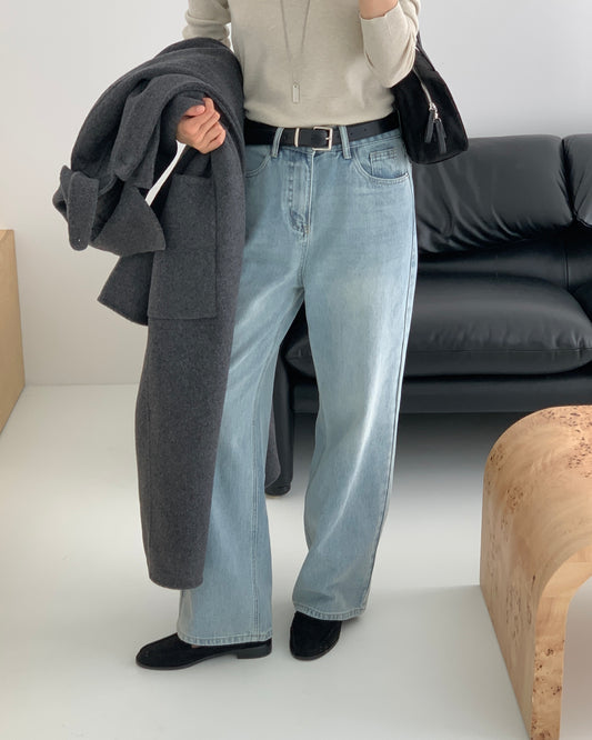 Light Wash Wide Jeans
