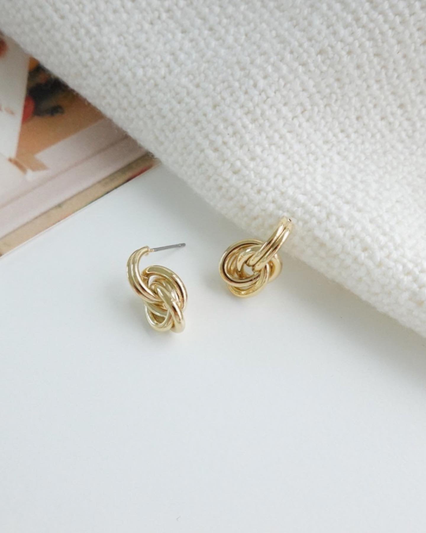 Bold Knot Earring