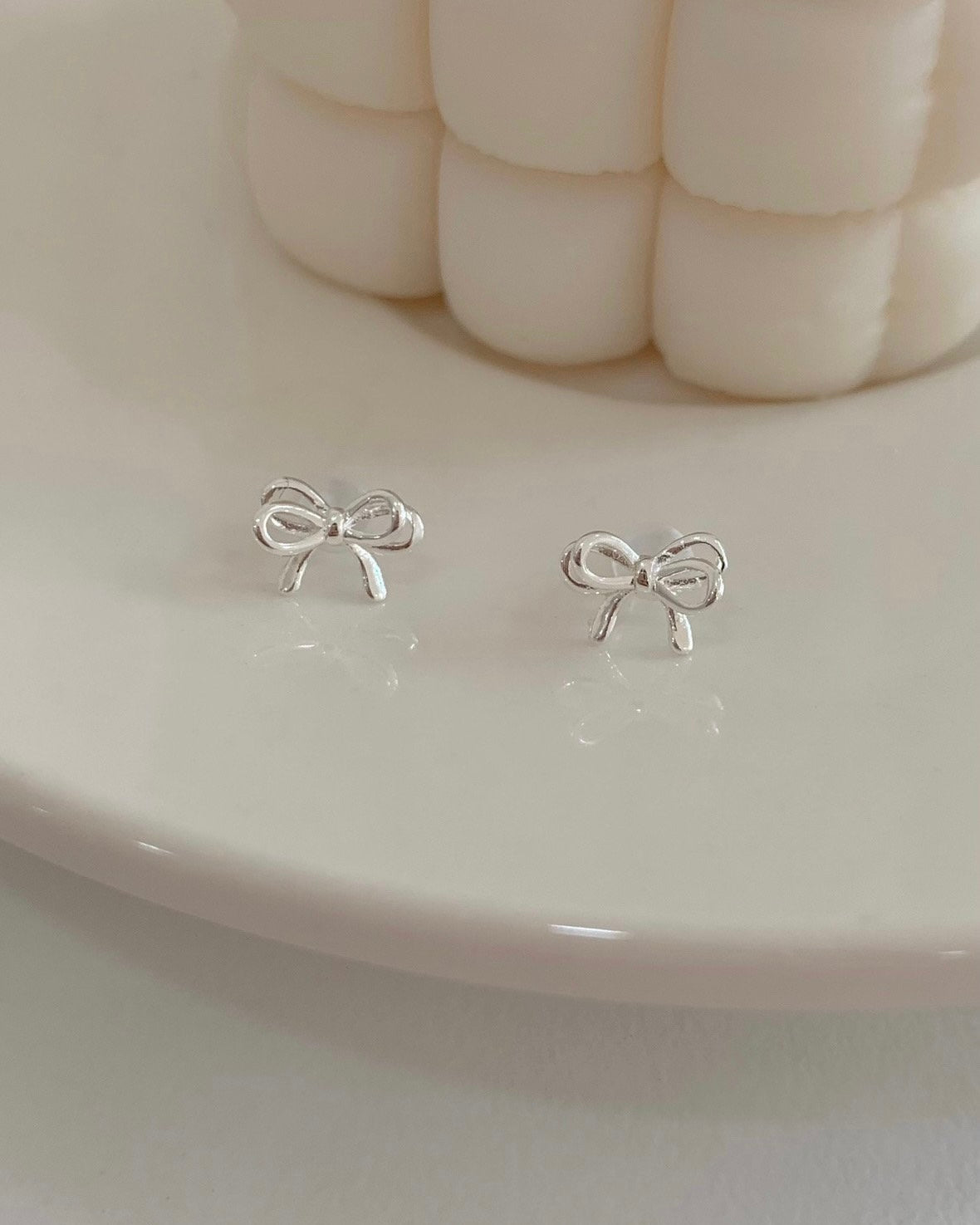 925 Silver Ribbon Earring
