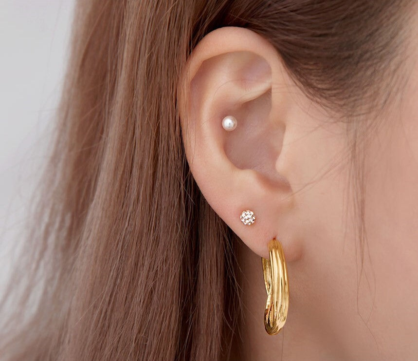 14K Gold Pin Hoop Earring